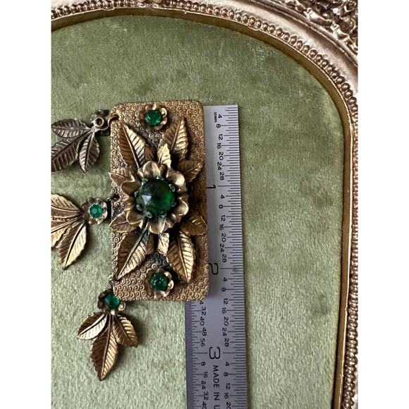 Vintage Dangle Brooch Green Flower Bronze Tone Pin Emerald Crystal Rhinestone - Picture 7 of 7